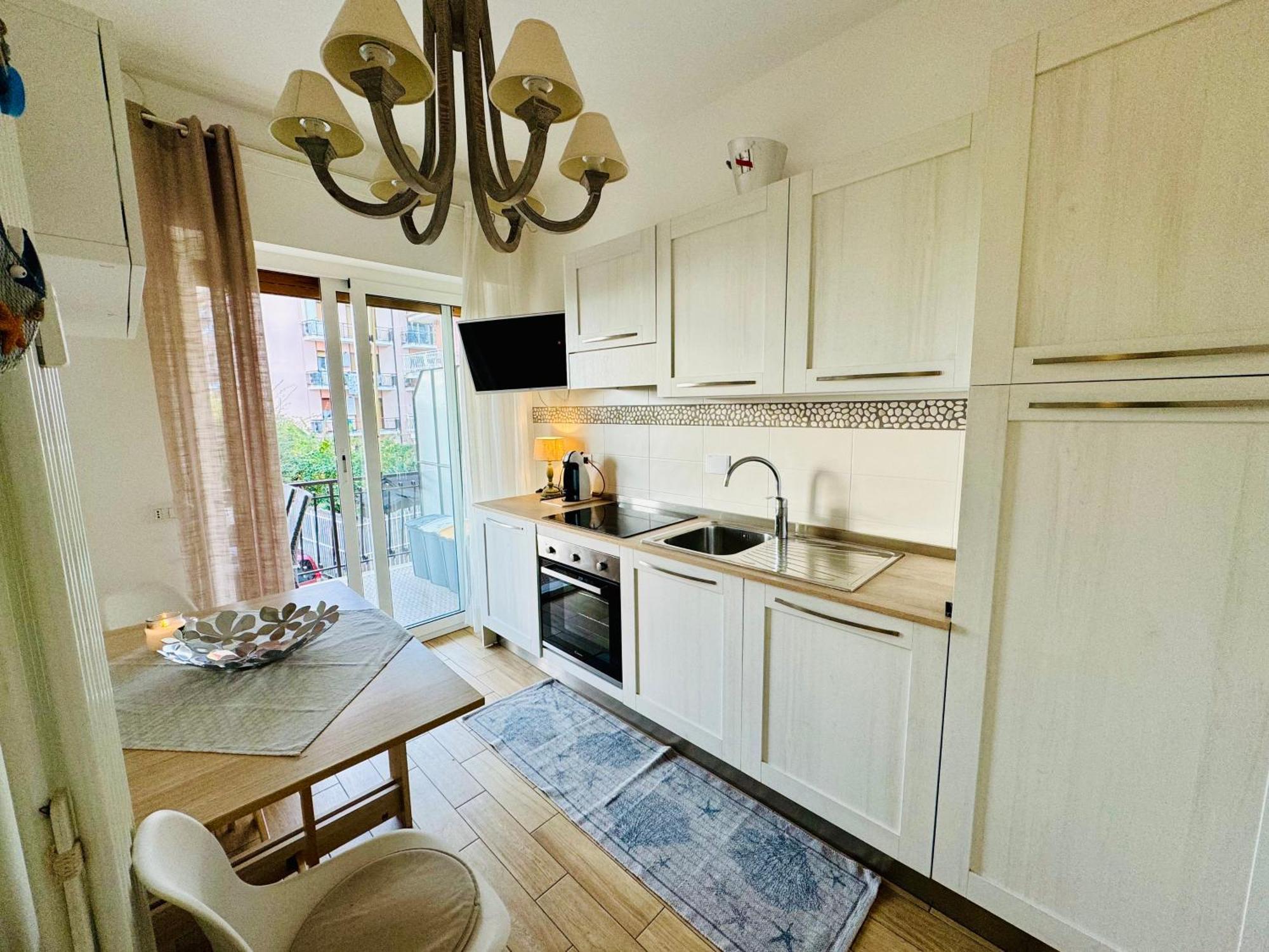 Apartamento Il Timone Riva Ligure Exterior foto